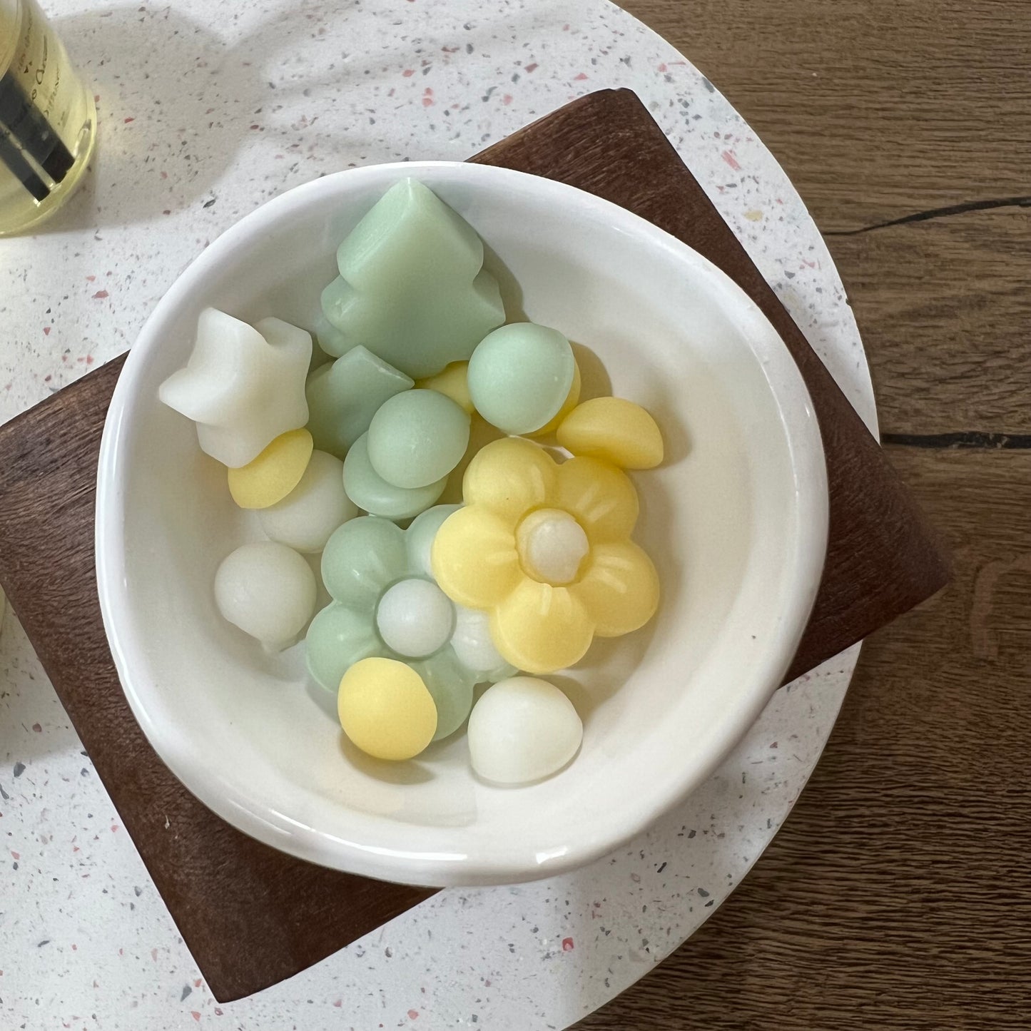 anma-studio-wax-melts-floral-blossom-keri-soyas-melissokeri-louloudia