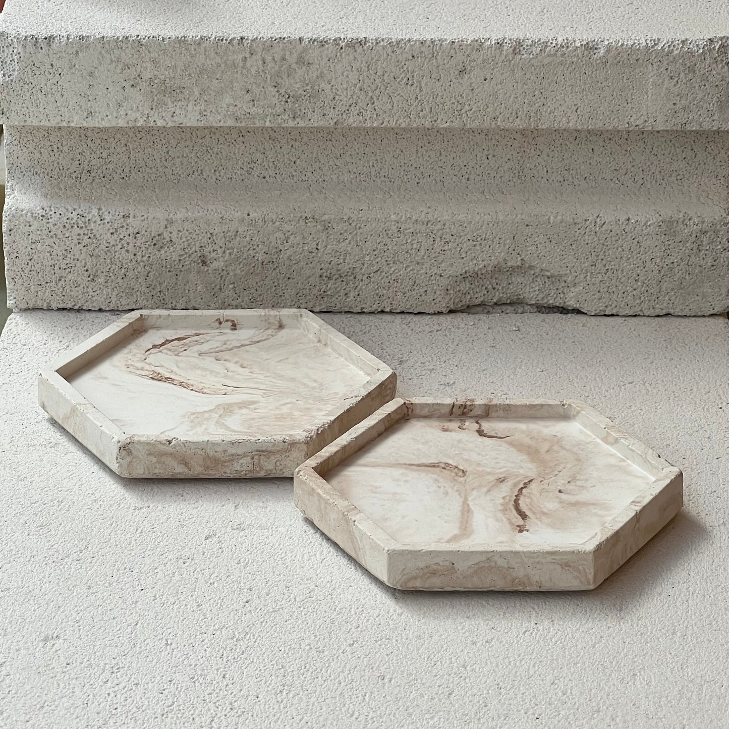 Χειροποίητα Τσιμεντένια Σουβέρ "Marble Effect" – Εξάγωνα | Σετ 2 Τεμαχίων